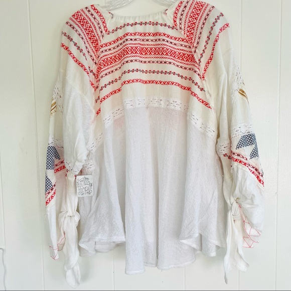 Free People embroidered peasant top tie sleeves - Picture 2 of 4